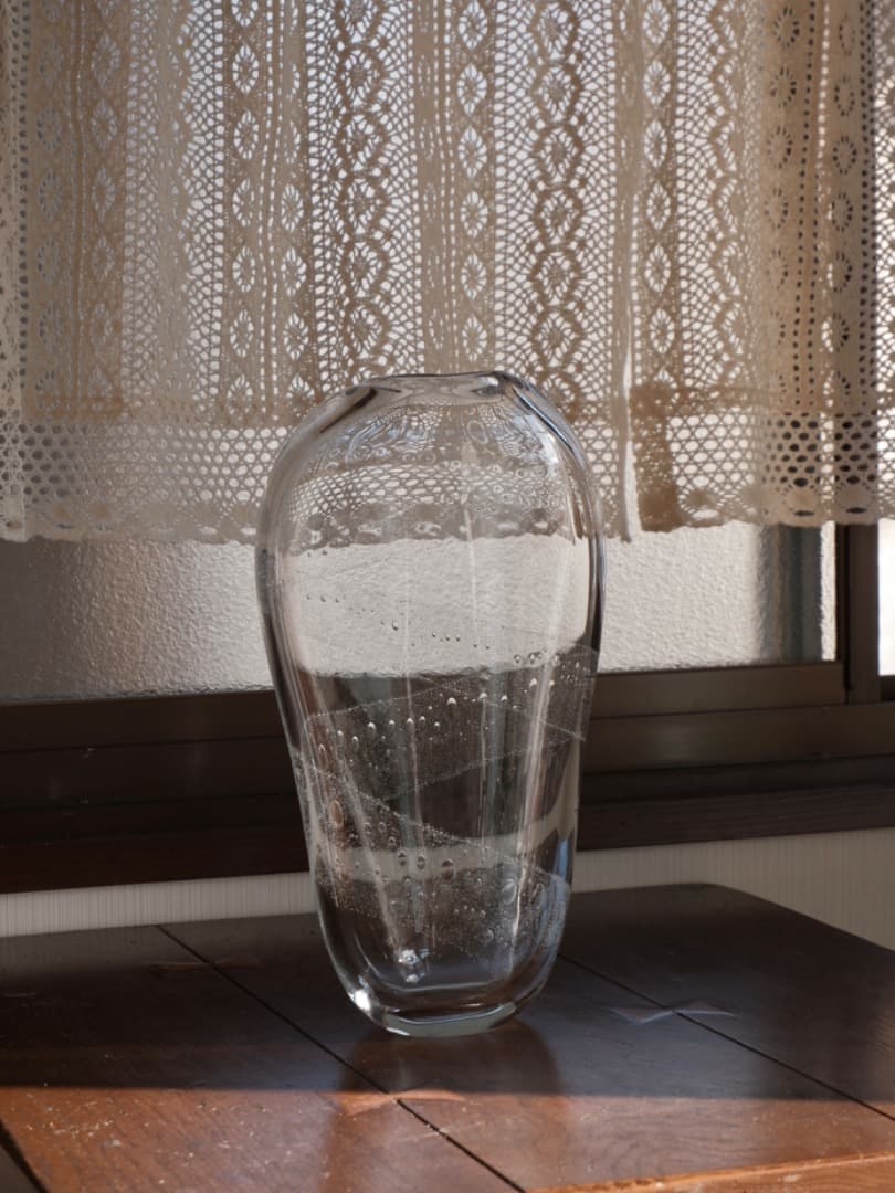 片桐芳明　ガラス　花瓶　宙吹き技法　稀少　華道具　現代芸術　Q1997
