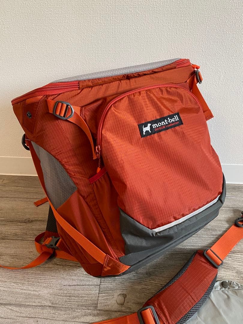 美品　モンベル ドッグキャリングパック ドッグキャリー　ドッグバッグ　Mオレンジ