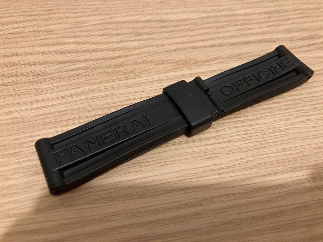 Panerai パネライ ラバーベルト ブラック ラグ幅22mm 尾錠幅20mm