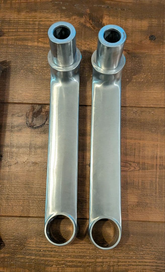 ERGOTRON LXデュアル デスク マウント アーム スタッキング①