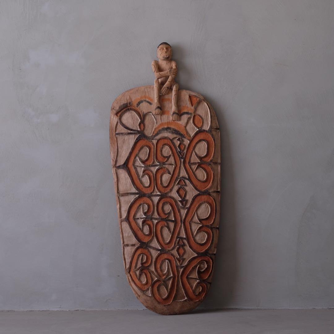 インドネシア パプア州 アスマット族 木彫盾A　プリミティブ アート 古美術