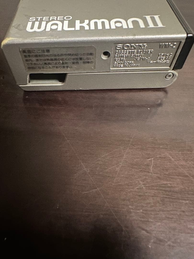ジャンク　SONY カセットウォークマン WM-2 シルバー