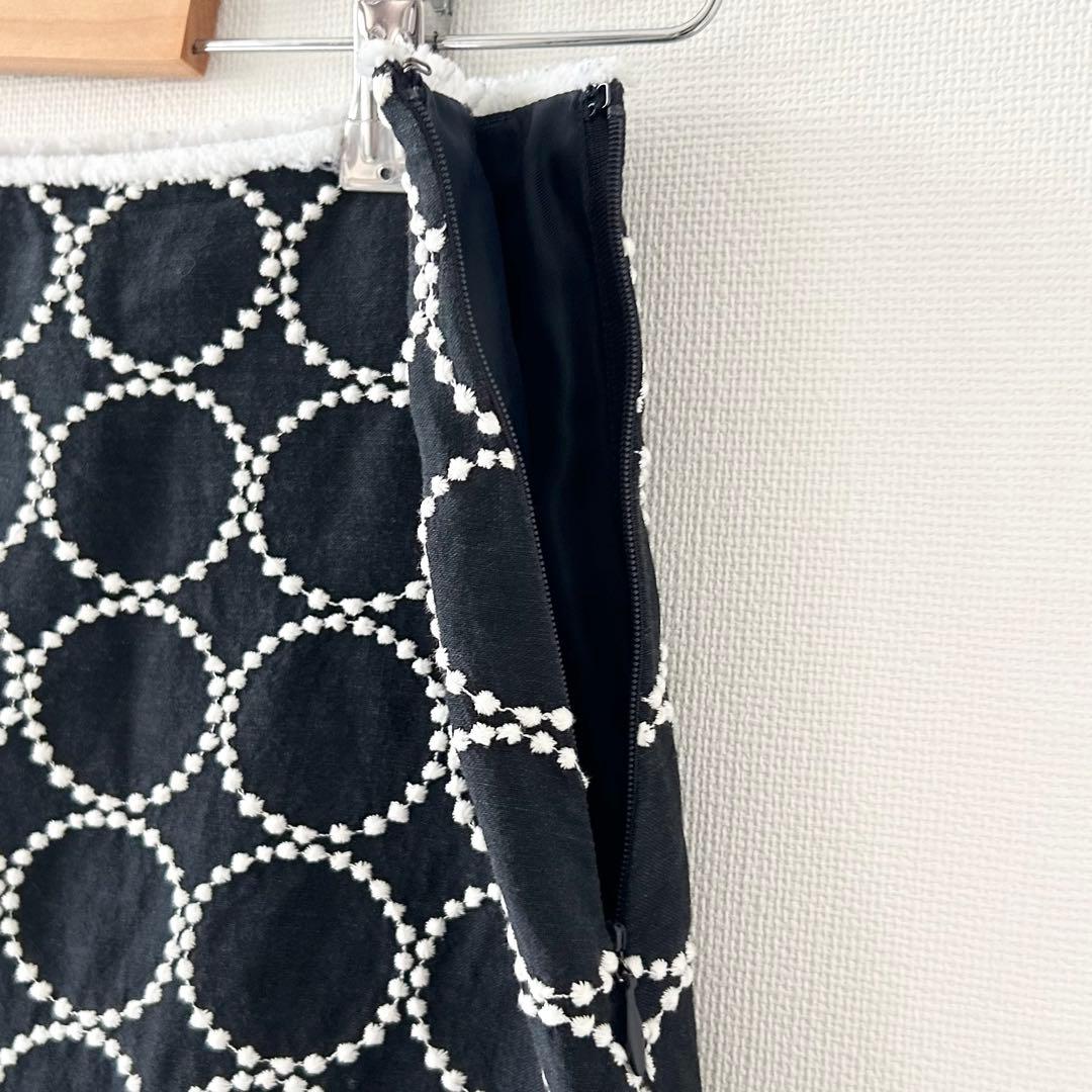 ミナペルホネン　tambourine タンバリン　スカート　刺繍　ブラック