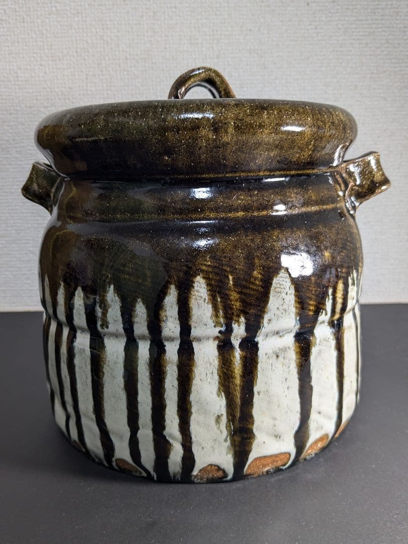 【上作】唐津焼　十三代中里太郎右衛門　叩き朝鮮唐津耳付水指　定価81万円