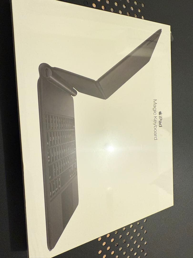 新品未開封】Apple iPad Magic Keyboard シュリンク付き
