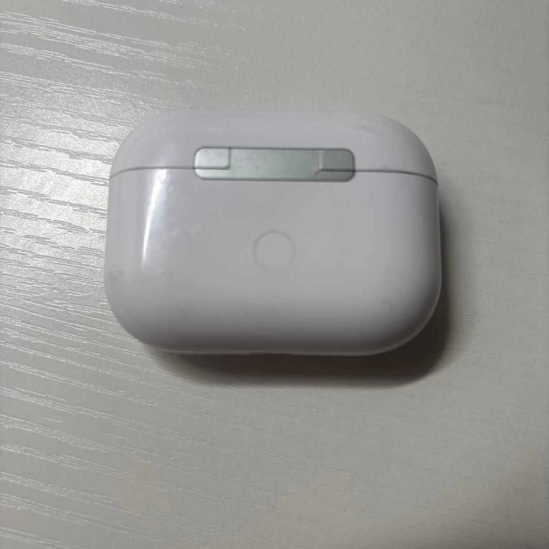 AirPods第2世代本体 おまけ（ホワイト キャラクターケース付き