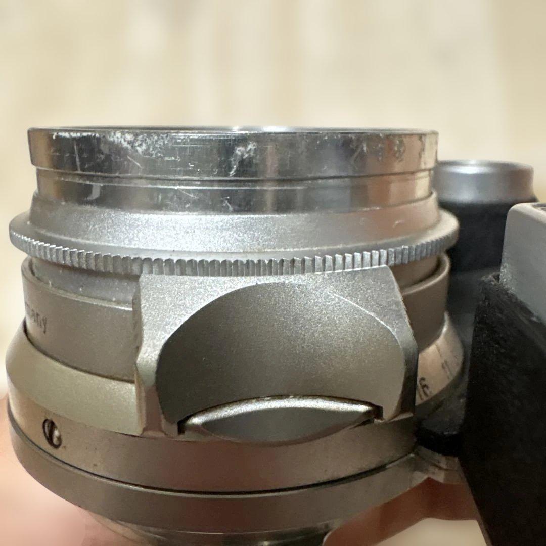 Leica Summaron 35mm f/2.8 レンジファインダーカメラ