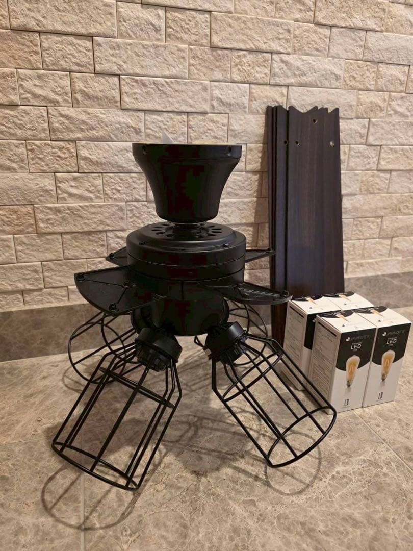 【美品】JAVALO ELF / シーリングファンライト JE-CF001V