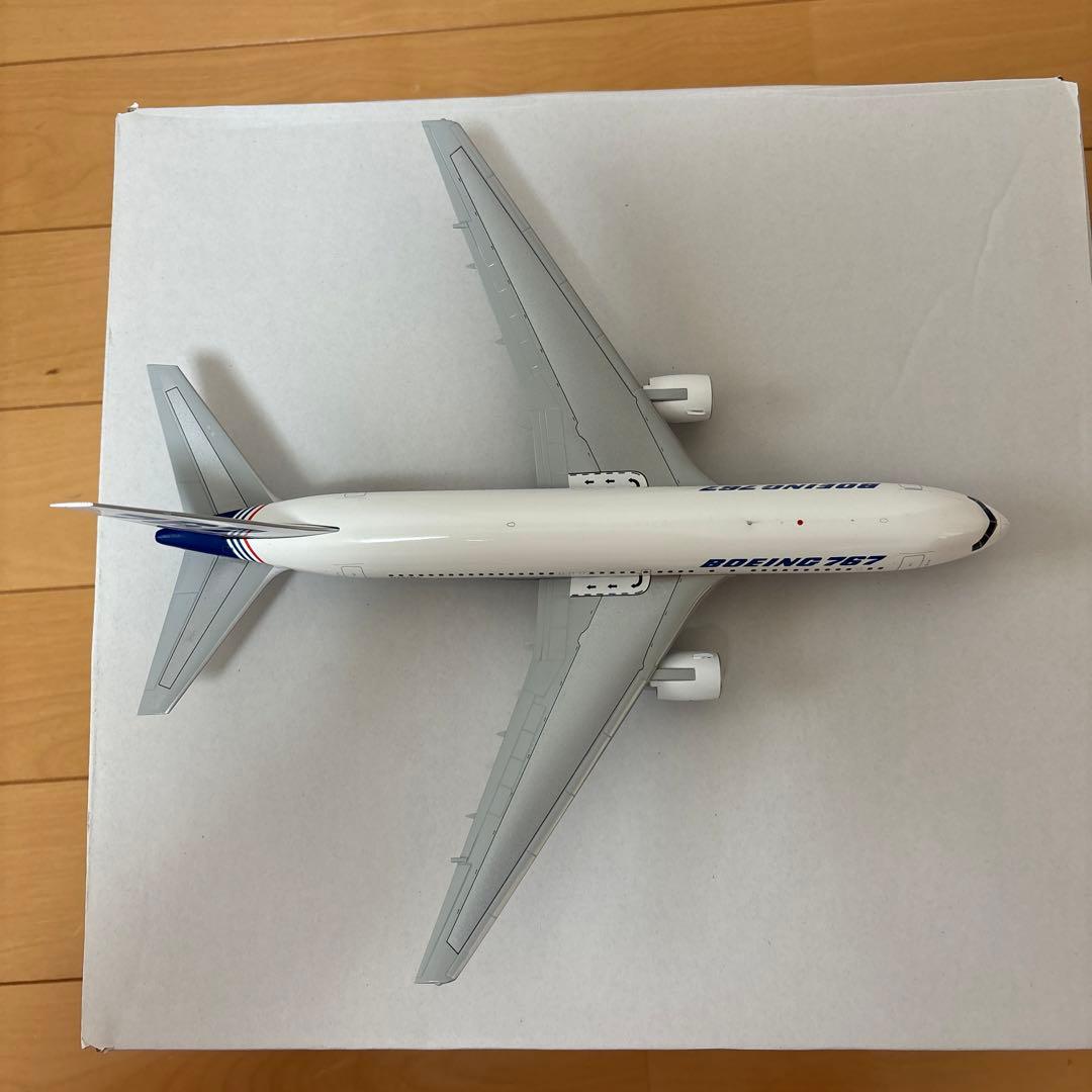 日*4様 最終価格　B767 1/200 ハウスカラー