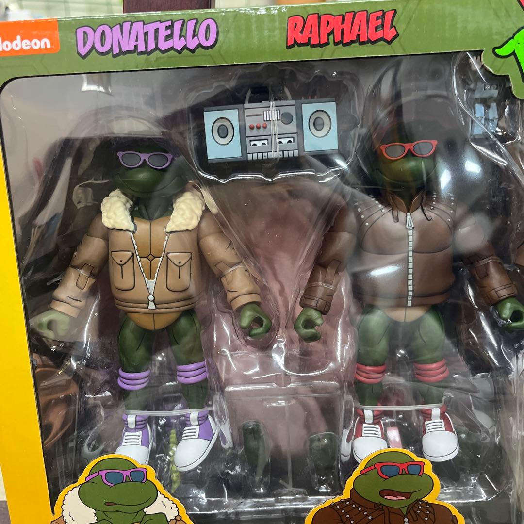 NECA TMNT ミュータントタートルズパンクディスガイズフィギュア4体セット