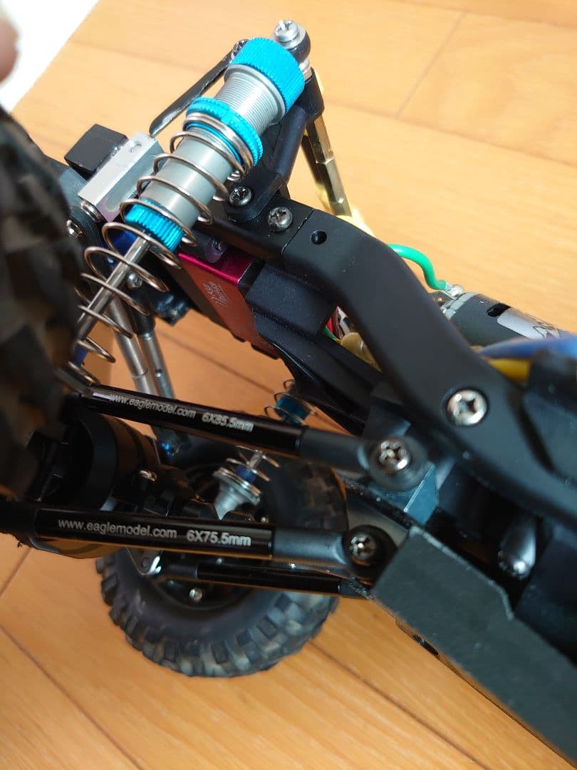 田宮 CC02 シャーシ ハイラックスボディ付き