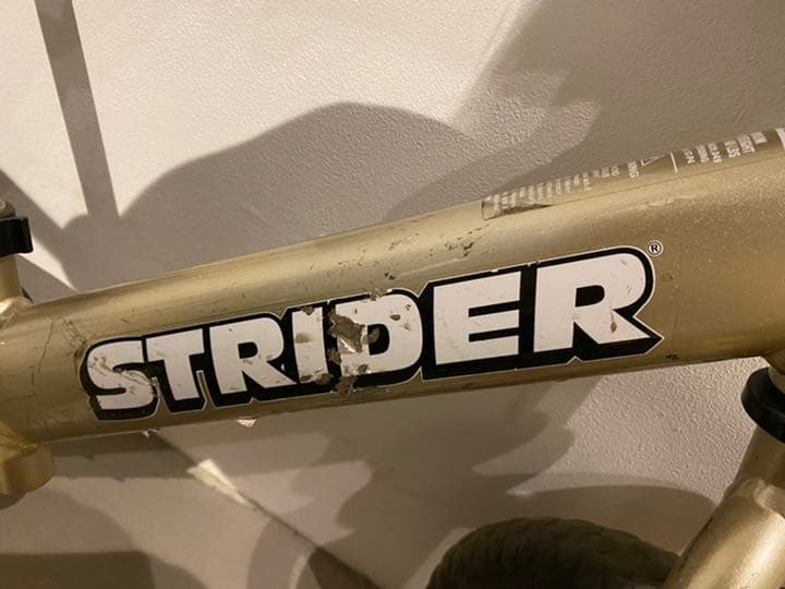 【限定モデル/レア】ストライダー　シャンパンゴールド