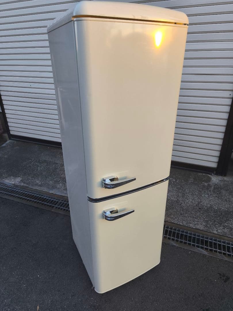 関東限 条件で無料配 24年 レトロ冷蔵庫 レトロ風冷蔵庫 レトロデザイン冷蔵庫