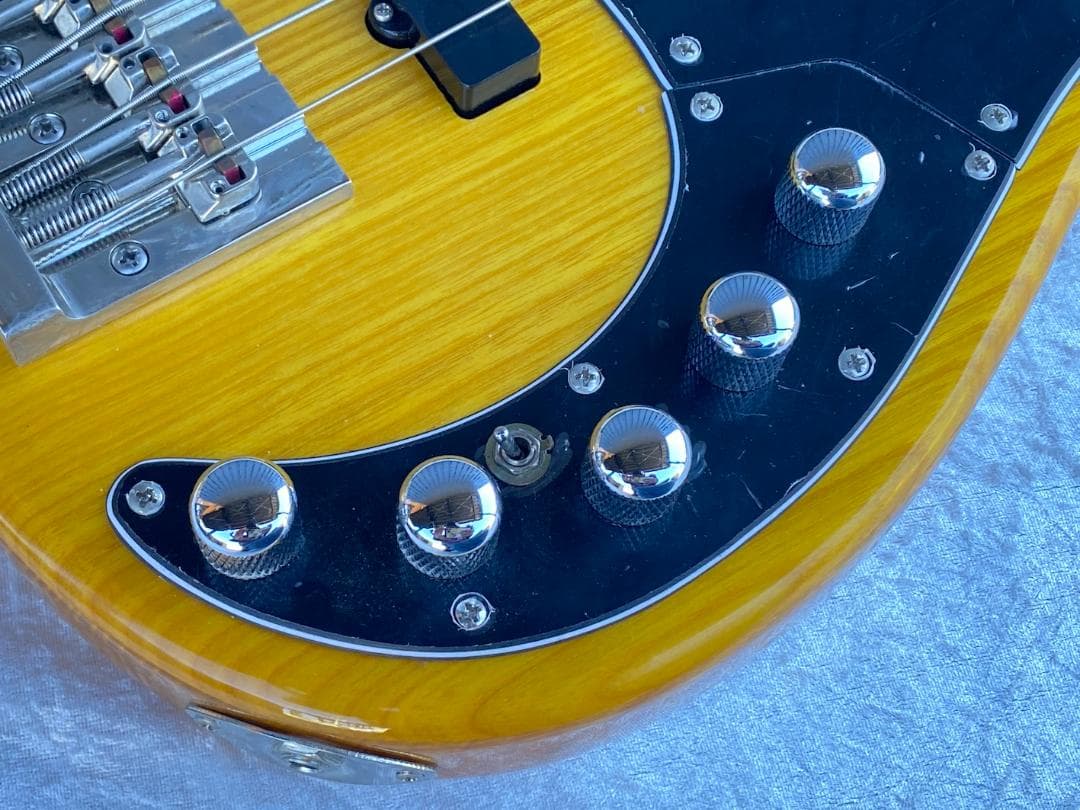 Y1181 Futra プロトタイプ 5Strings VNA アウトレット