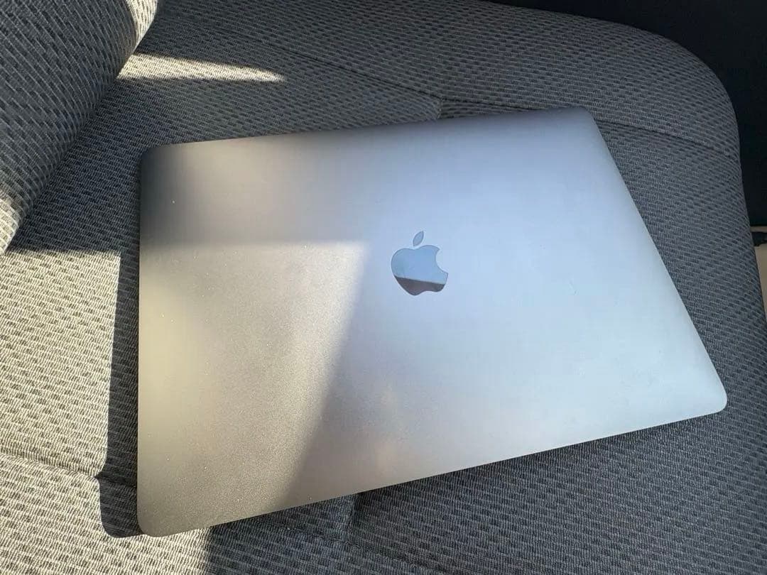 MacBook本体 Apple MacBook Air M1 16GB2020