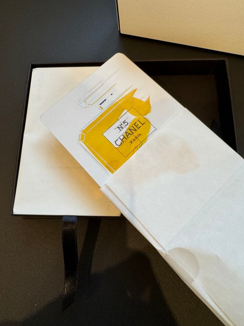 【新品】CHANEL シャネル アイコン トランプ 2冊セット 非売品