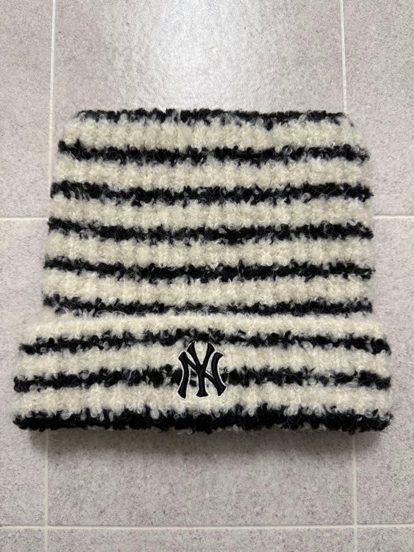 MLB aespa カリナ着用 猫耳ニット帽 ビーニー