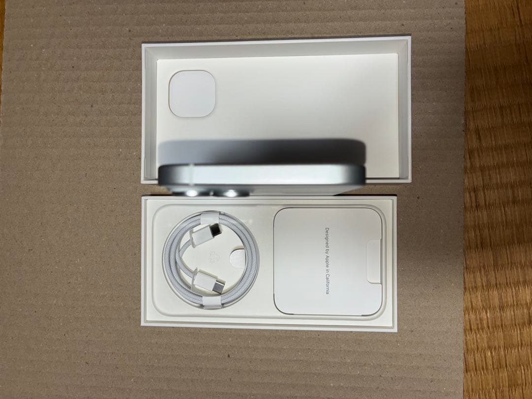 iPhone 15 Plus ブルー 128GB SIMフリー 美品