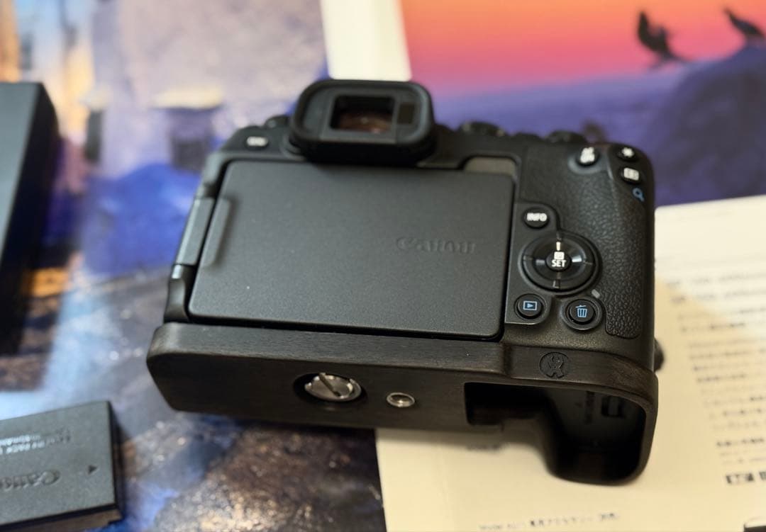 Canon EOS RP ボデ+ グリップエクステンション