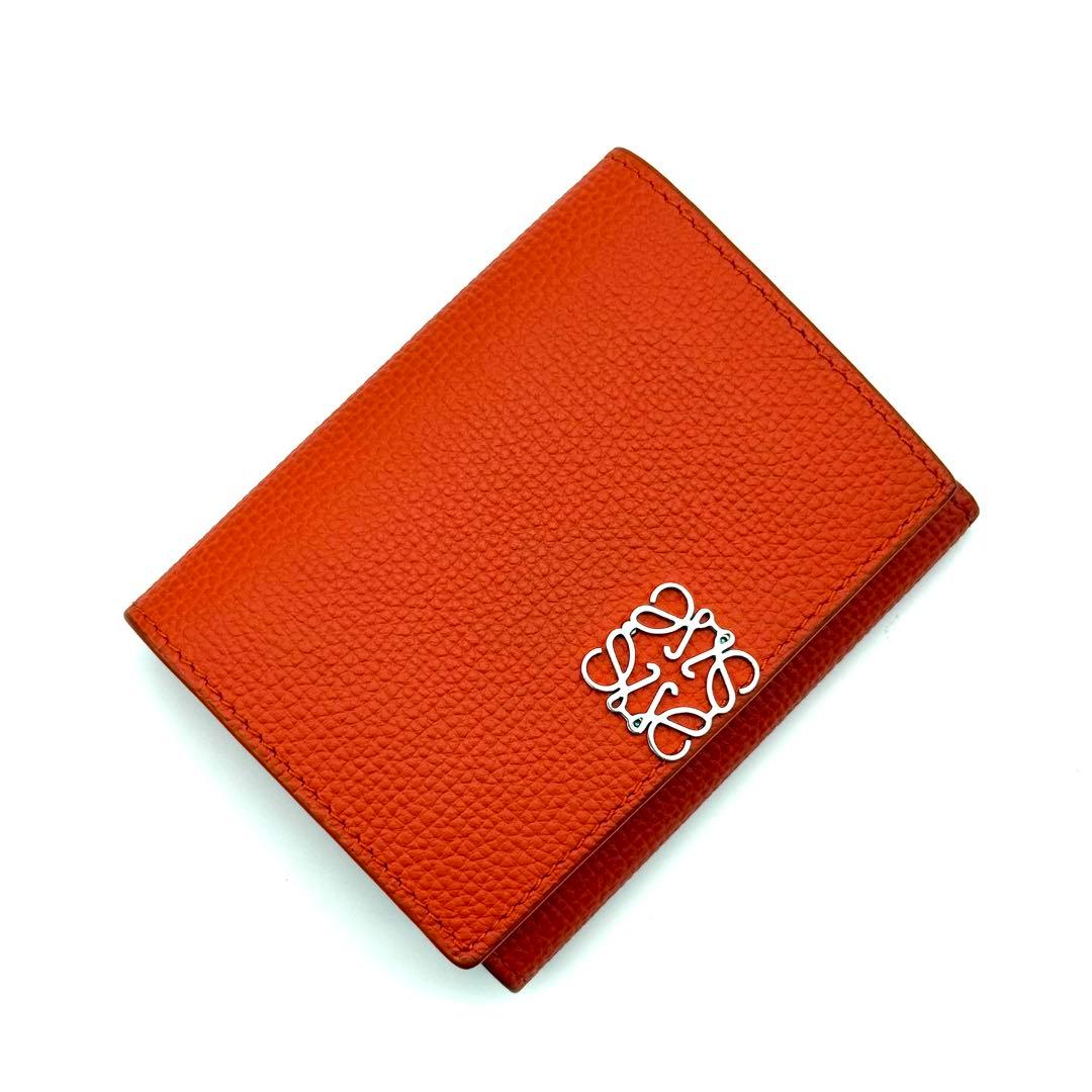 使用わずか✨ロエベ アナグラム トライフォールド オレンジ 財布　箱付　P40