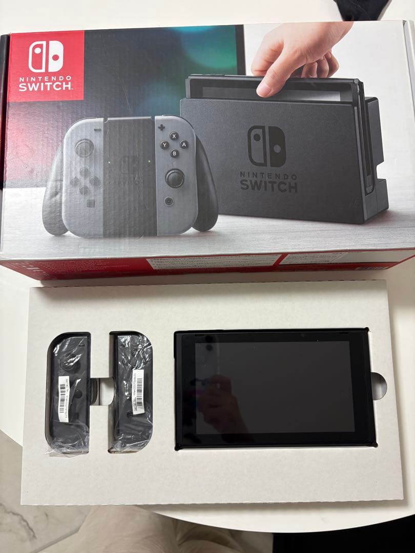 Nintendo Switch ニンテンドースイッチ本体　グレー 初期型