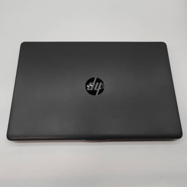 第8世代 i7 バッテリー◎ フルHD 15 HP SSD256GB オフィス