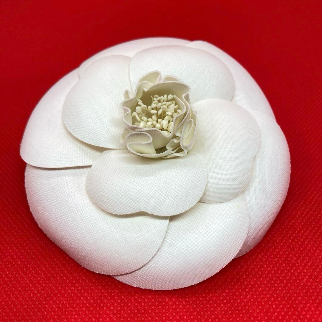 【美品】CHANEL シャネル カメリア コサージュ ホワイト　ヴィンテージ