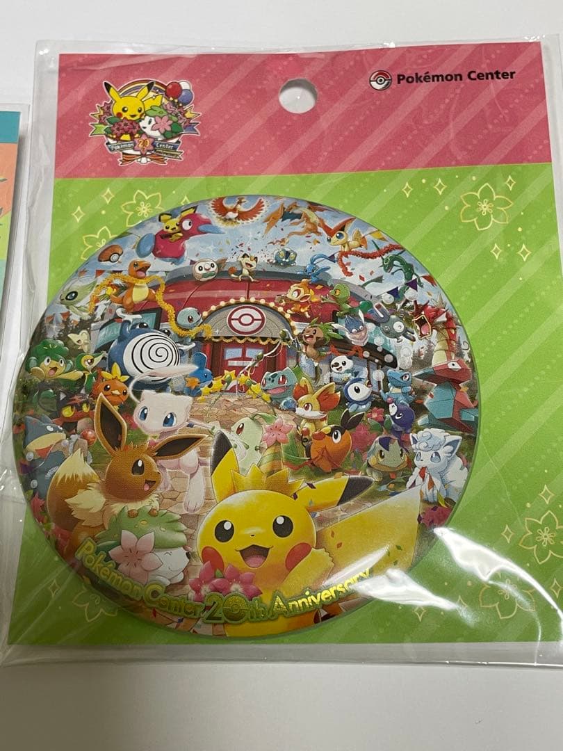 ポケモンセンター 20周年記念ピンバッチ＆缶バッジセット