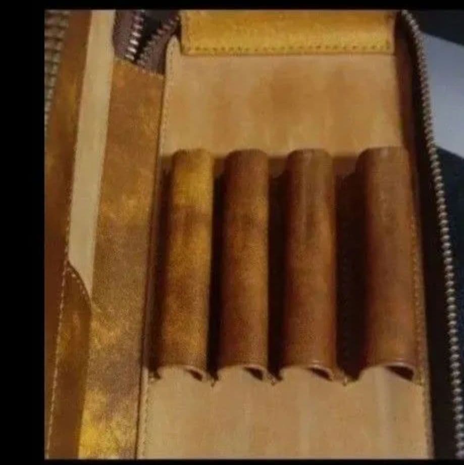 バハギア　ペンケース　筆箱