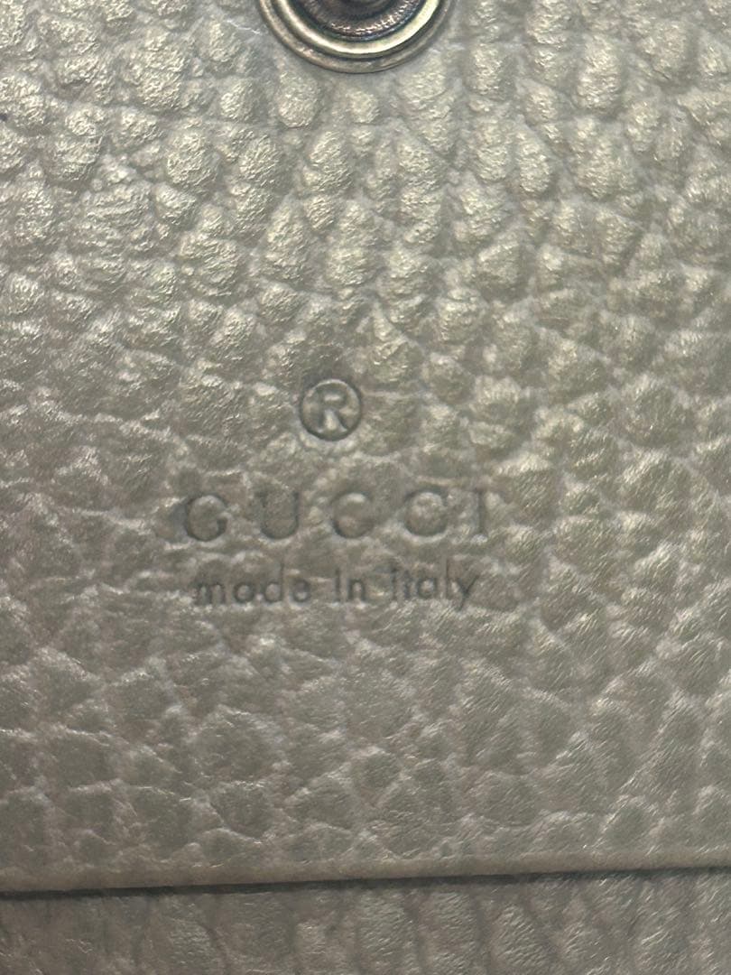 Gucci グレー 二つ折り財布GGマーモント