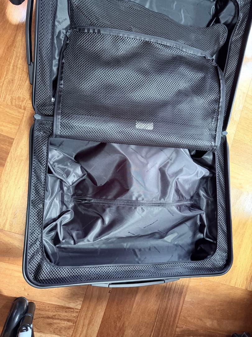 Porsche RimowAブラック キャリーケース TSAロック付き