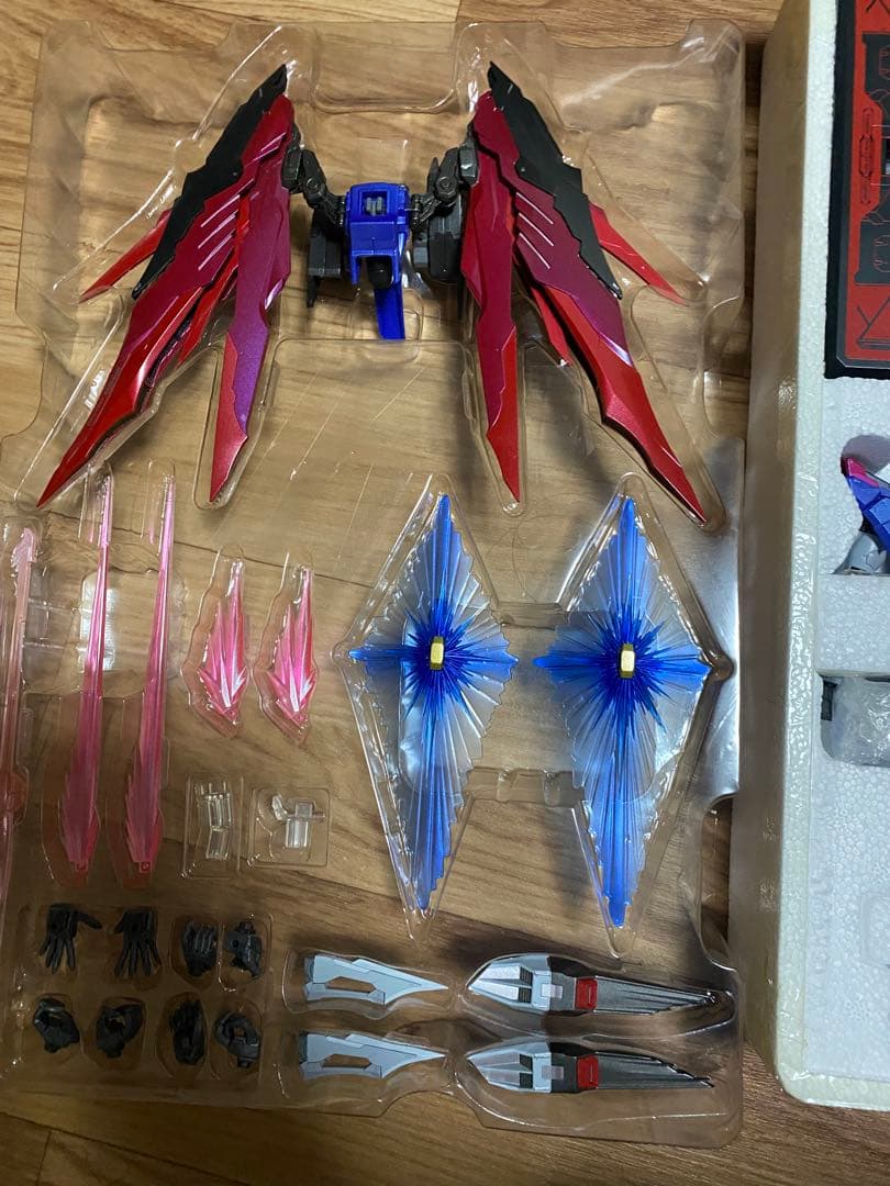 メタルビルド　ディスティニーガンダム