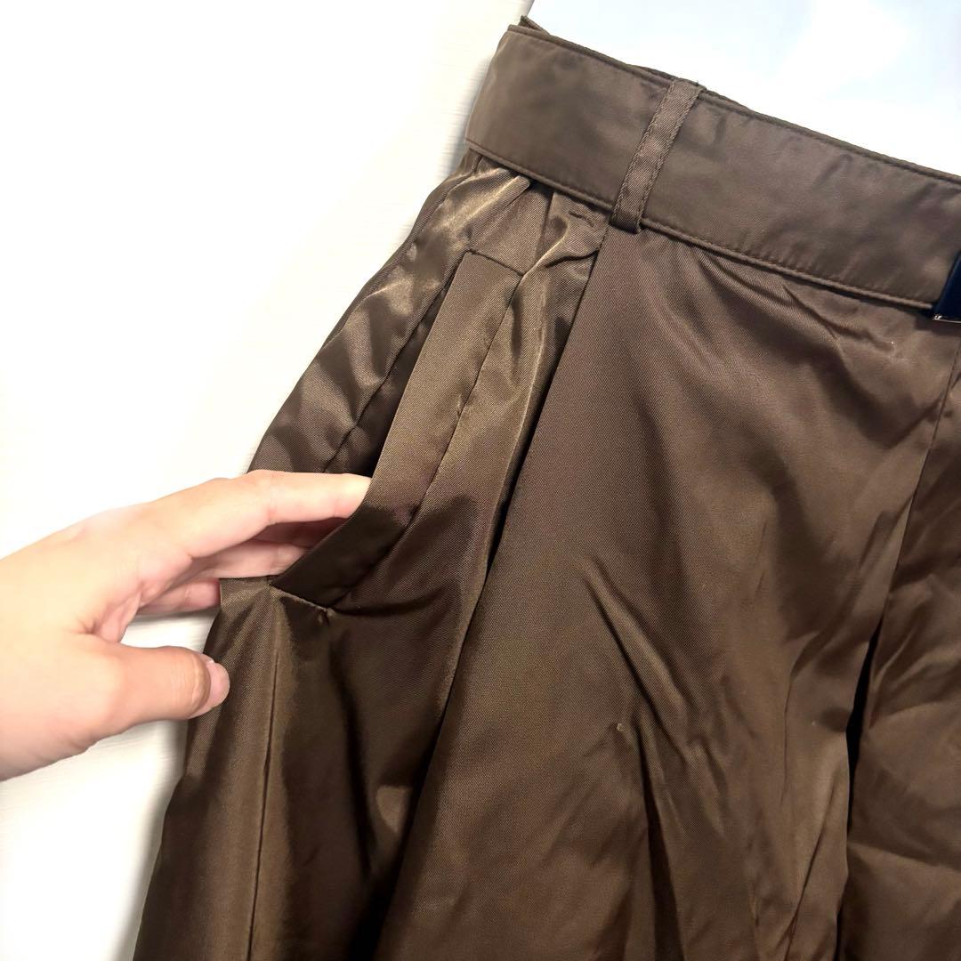 【美品】PRADA プラダ　スカート　カーキ　グリーン　プリーツスカート　38