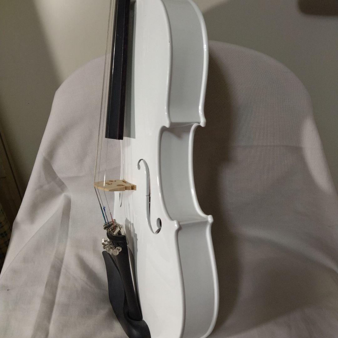 ♥即、使用可♥新品未使用品♥特価♥純白のバイオリ4/4♥弓ケース松脂付き