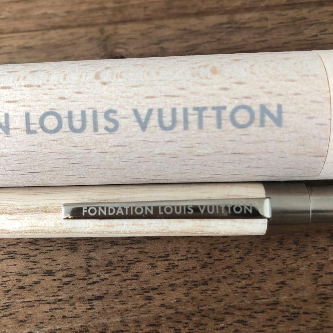 FONDATION LOUIS VUITTON ボールペン 新品