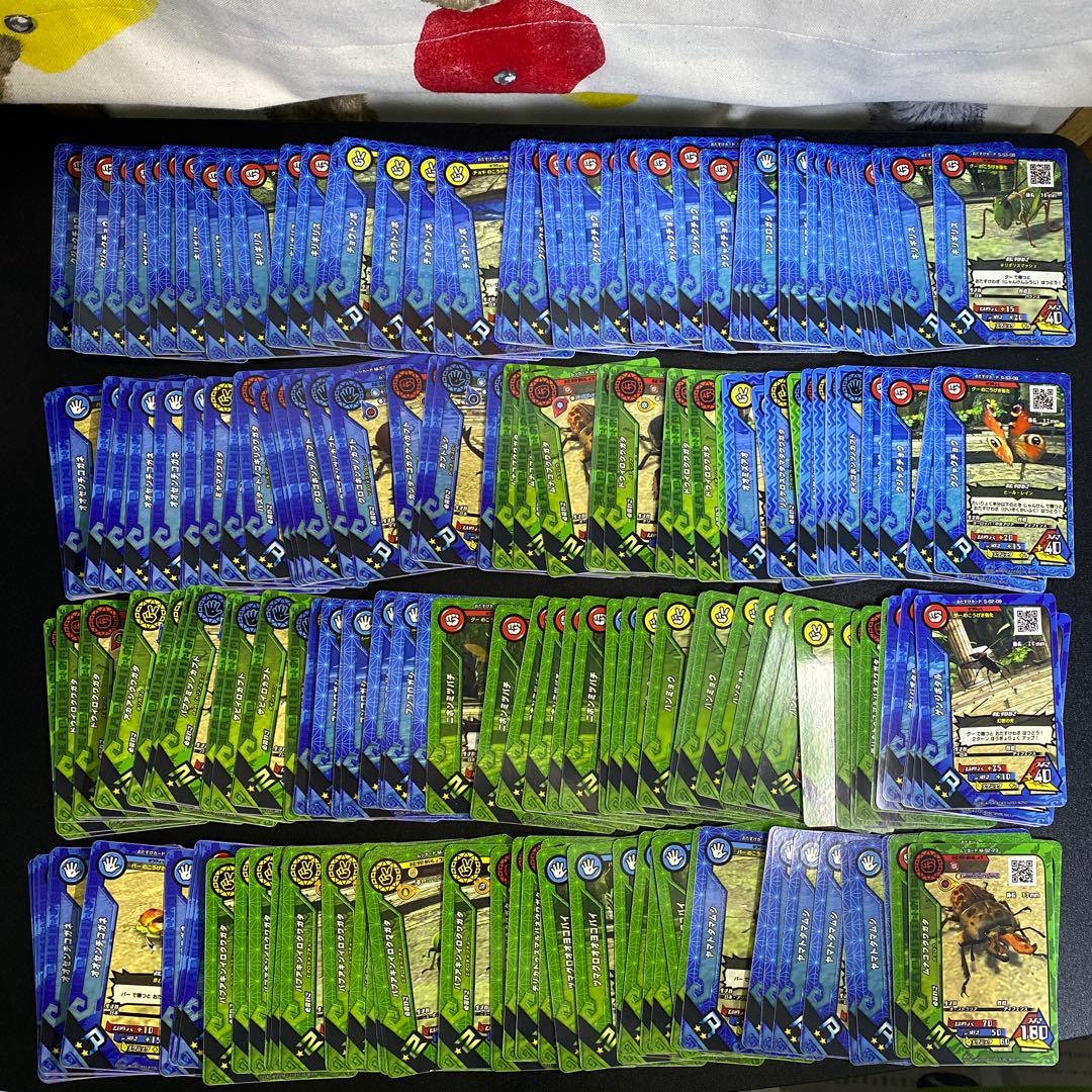 【B174】新昆虫王者ムシキング　917枚　大量まとめ売り