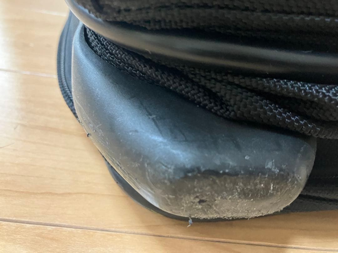 パスファインダー スーツケース 拡張可能