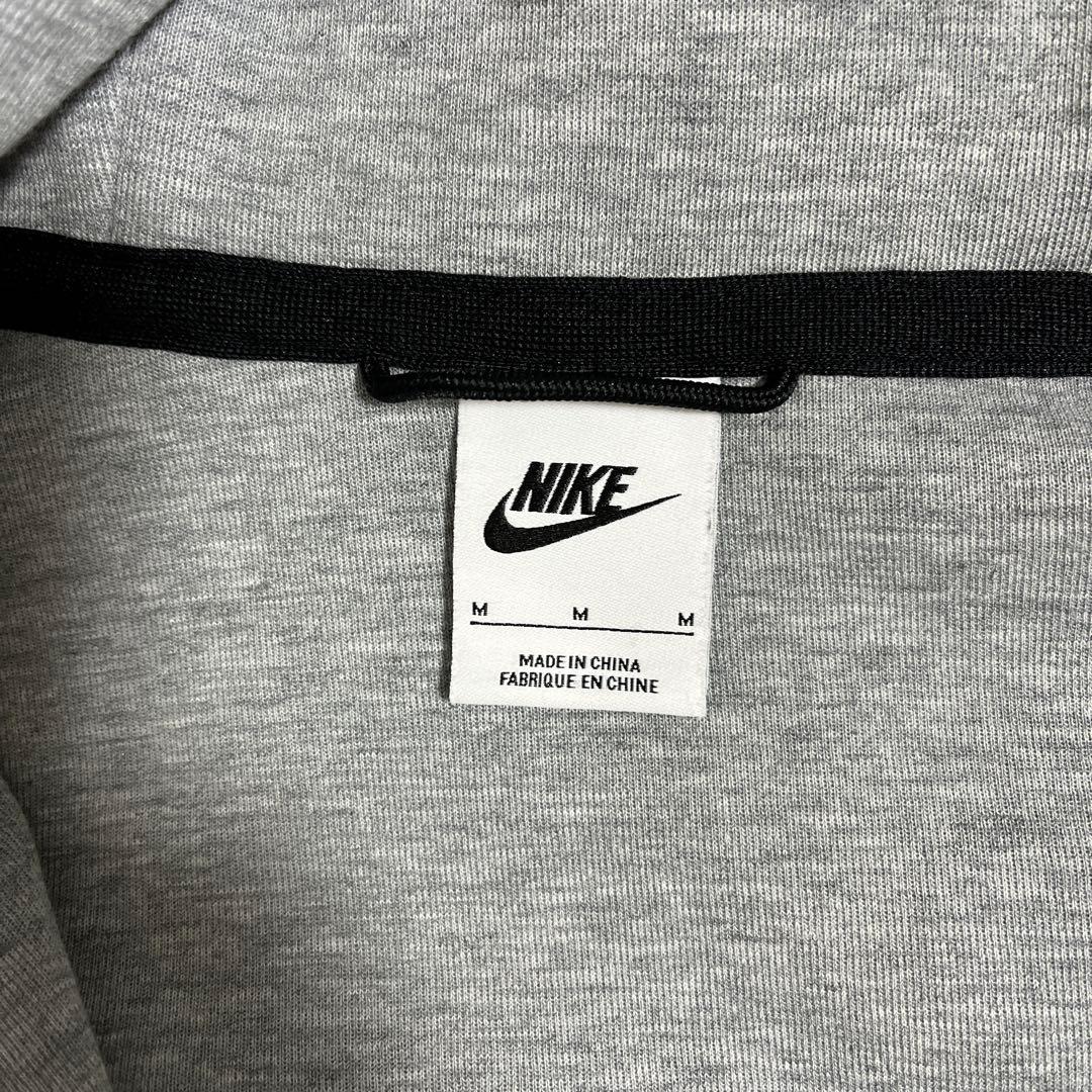 ナイキ　テックフリース　サイズM 美品