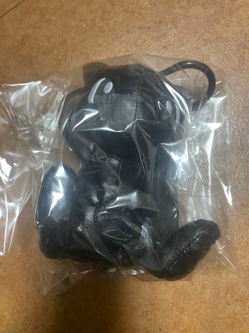 サンダーボルト プロジェクト FRGMT × ポケモン ミュウ マスコット