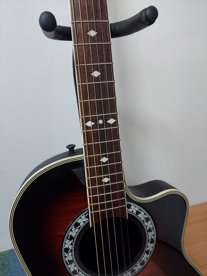 特価　Kガレージ 　エレアコ　 サンバースト　トラ目　オベーションタイプ