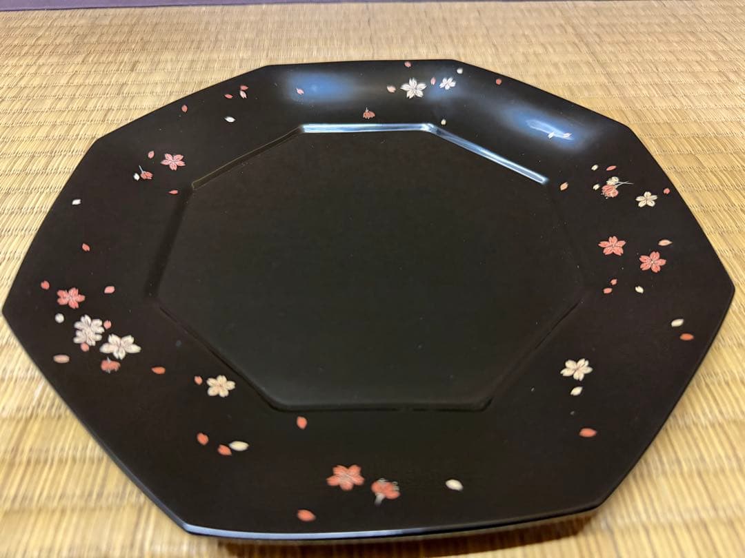 輪島塗　鬼平慶司　桜花文　八角盆　共箱