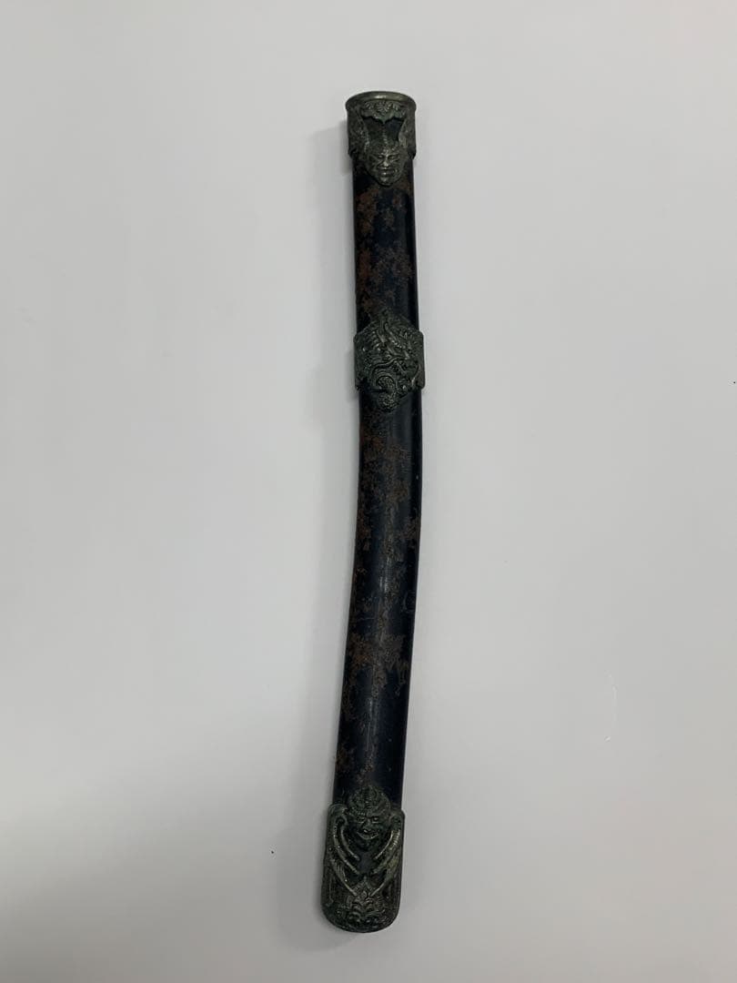 模造刀　装飾的な金属製の刀