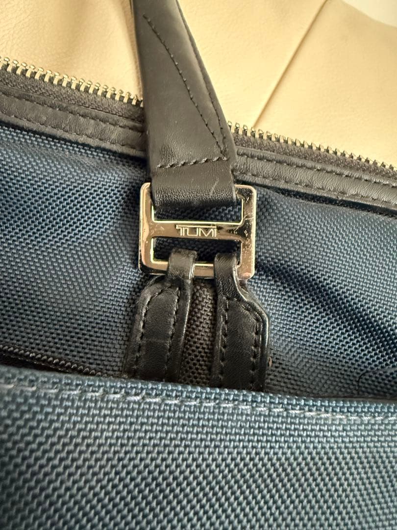 TUMI ネイビー ビジネスバッグ　JARVIS 未使用ストラップ・タグ付き