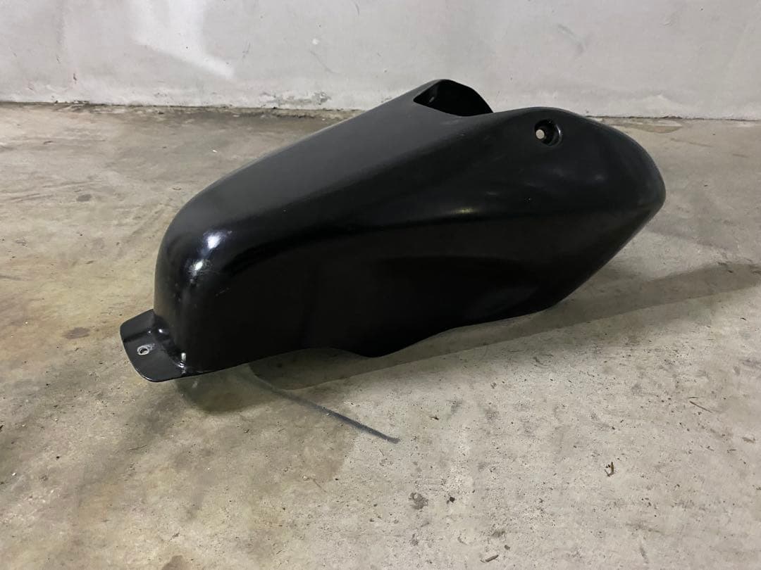 xr100 モタードタンクカバー