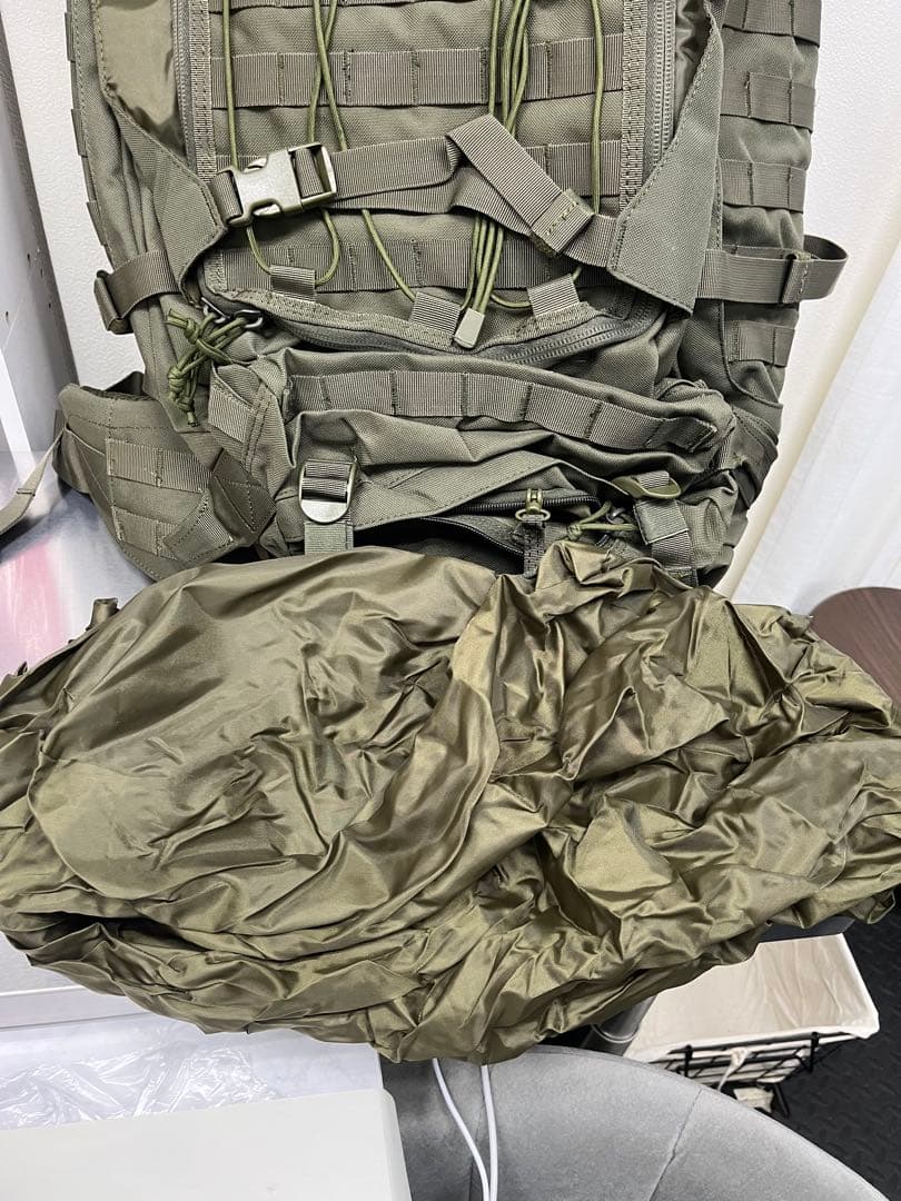 新品 未使用 オリーブドラブ MOLLE バックパック 大容量 90L