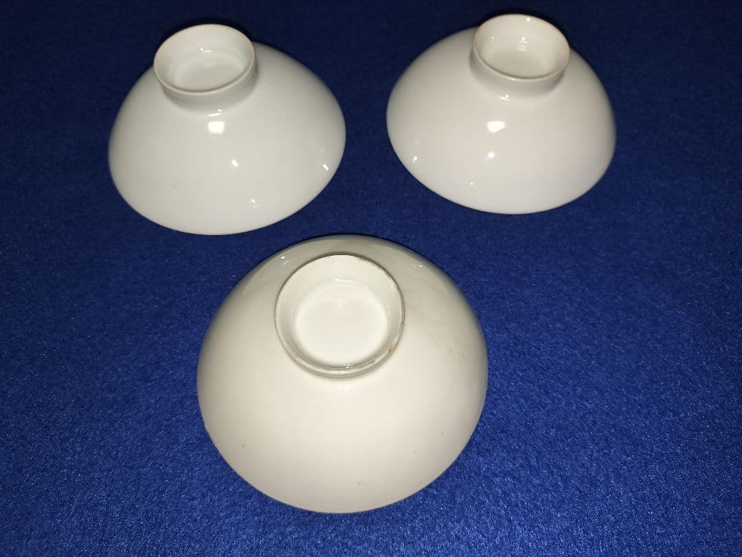 慶應◆皇室所縁の美術品 白磁金襴手 天皇家御菊紋に鳳凰文盃三客 酒器 御下賜品