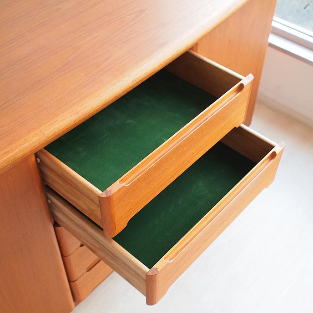 北欧ビンテージ スコービー/Skovby チーク材サイドボード デンマーク