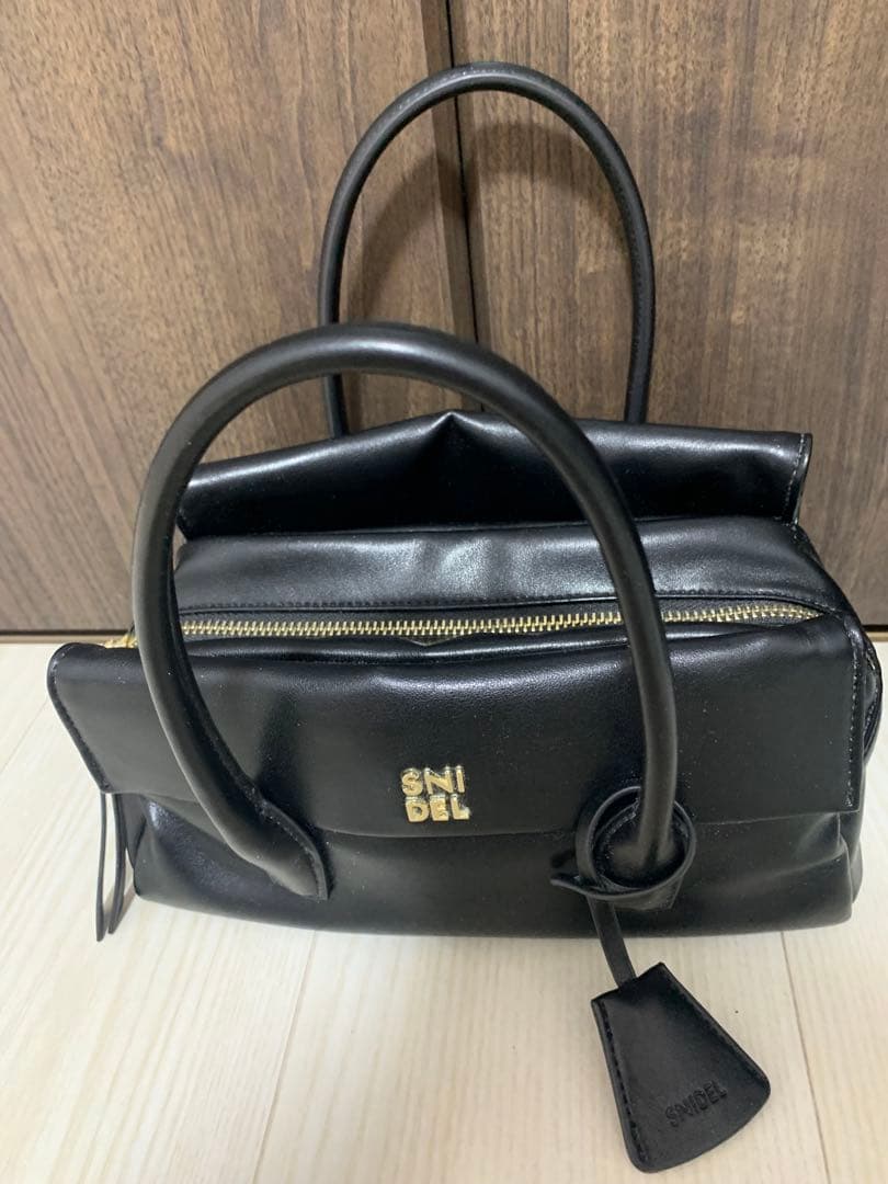 新品同様　スナイデル　フラップボストンバッグ