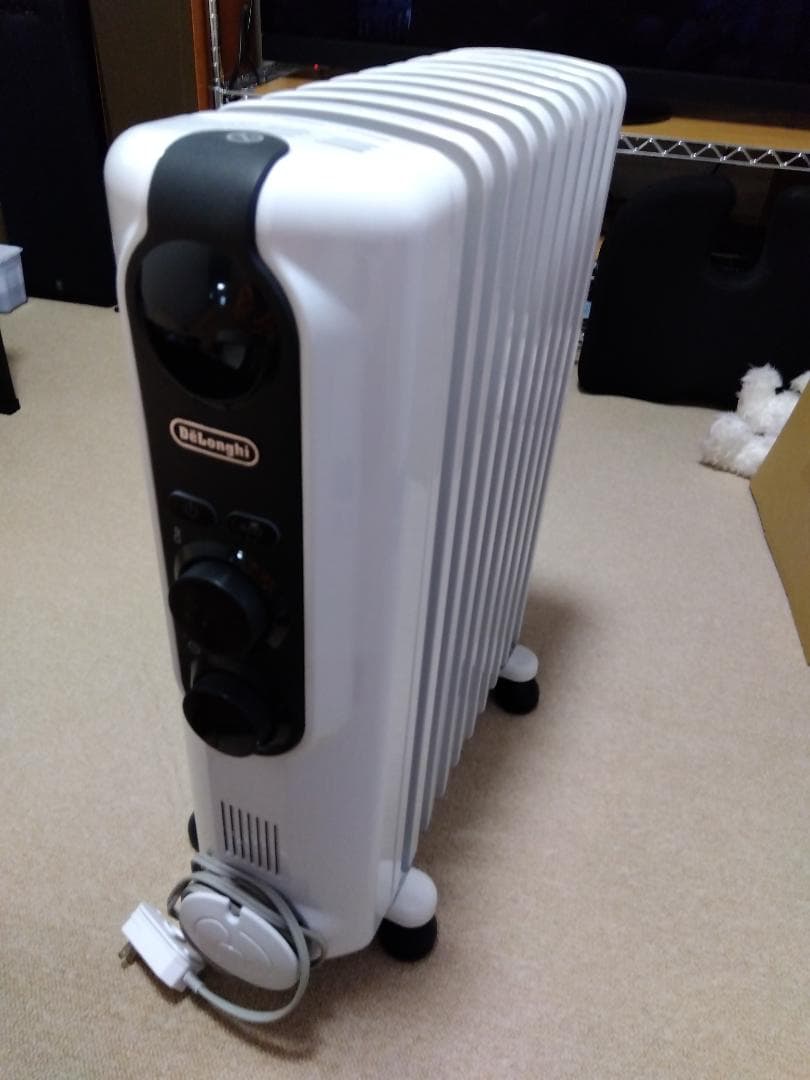 デロンギ アミカルド オイルヒーター RHJ35M1015-BK