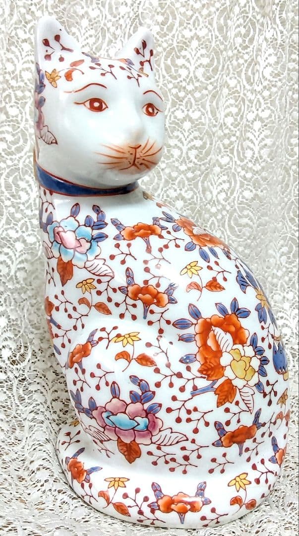 古伊万里 見返り猫 金彩赤絵 五彩絵付　置き物